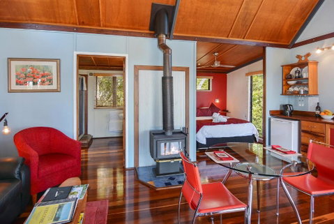 Rosebrook Cottages - Accommodation Burleigh 3