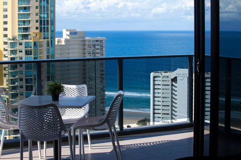 Ruby Apartments - Self Contained, Privately Managed Apartments - Accommodation Burleigh 0