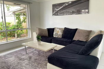 Runaway Bay Family Haven With 4beds with Accommodation Burleigh