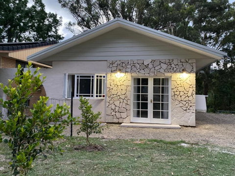 Rural Granny Flat - Pet Friendly - Accommodation Burleigh 0
