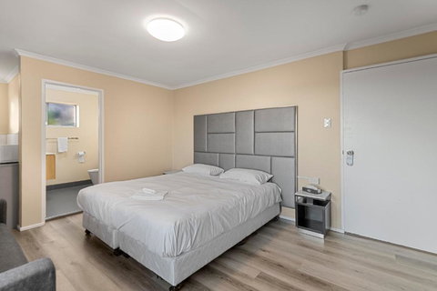 S1 Motel - Accommodation Burleigh 2