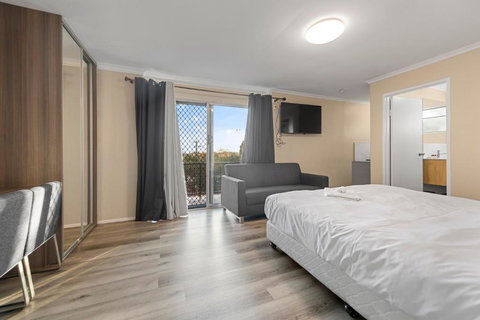 S1 Motel - Accommodation Burleigh 3