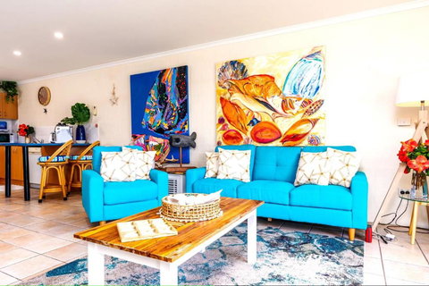 Sails 5 - Accommodation Burleigh 1