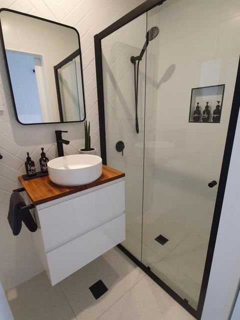 Saltwater Apartments - Accommodation Burleigh 3