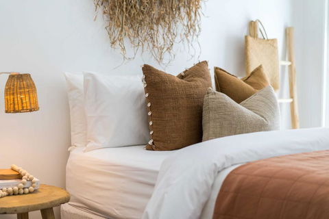 Salty Palms By The Sea - ONE - Accommodation Burleigh 1