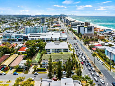 Samuel Grove - Accommodation Burleigh 1