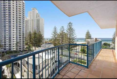 San Mateo On Broadbeach - Accommodation Burleigh 3