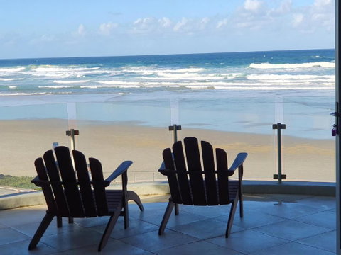 Sanbah-Surf, Views, Beach - Accommodation Burleigh 0