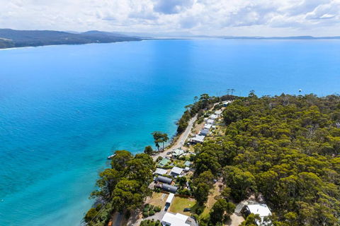Sanctuary - Bruny Island - Accommodation Burleigh 3