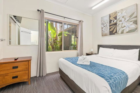 Sanctuary Resort Motor Inn - Accommodation Burleigh 3