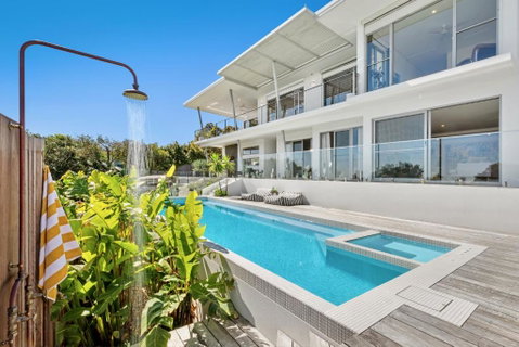 Sanctuary Spaces - Sundowner - Accommodation Burleigh 2