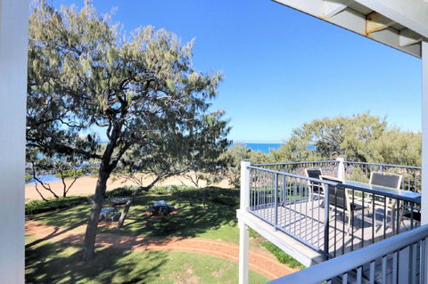Sandcastles 8 - Accommodation Burleigh 2