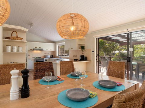 Sandcastles - Accommodation Burleigh 3