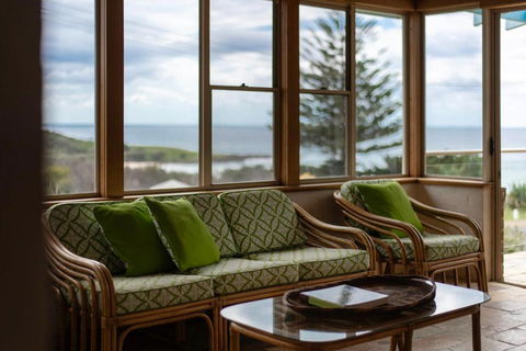 Sandilands One - Oceanstays - Accommodation Burleigh 2