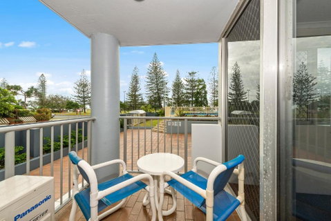 Sandpiper Broadbeach - Accommodation Burleigh 2