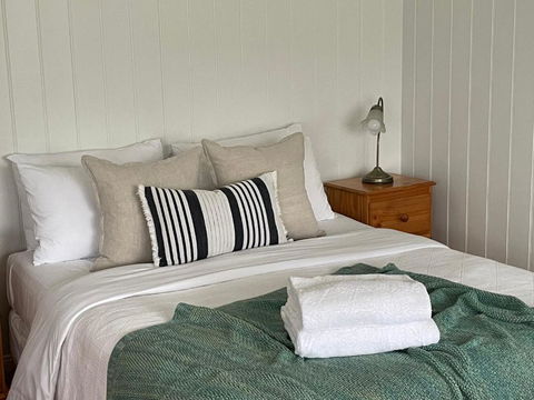 Sandpiper - Charming Beach Villa - Accommodation Burleigh 3