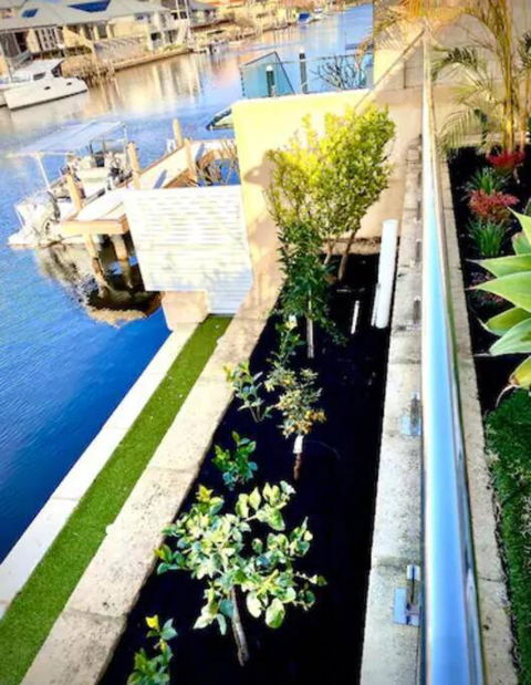 Sandpiper Island Tranquil Waterfront Views & Jetty - Accommodation Burleigh 1