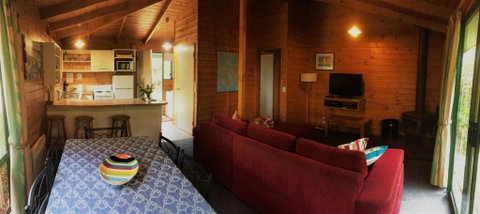 Sandpiper Ocean Cottages - Accommodation Burleigh 1