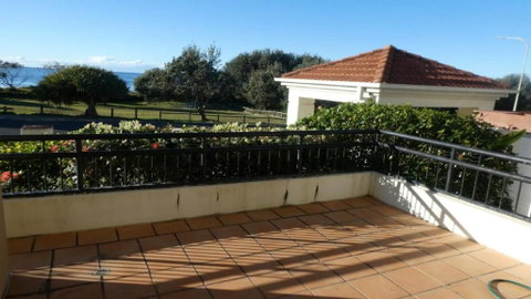 Sands 16, 20 - 22 Pacific Parade - Accommodation Burleigh 2