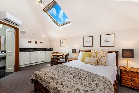 Sandstone Suites - In The Heart Of Port Fairy - Accommodation Burleigh 0