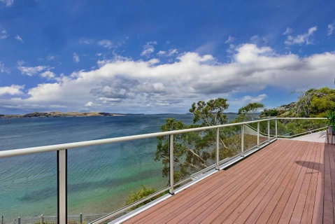 Sandy Bay Beachfront Oasis Direct Beach Access - Accommodation Burleigh 1