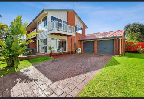 Sandy Bliss Walk To The Beach - Accommodation Burleigh 0