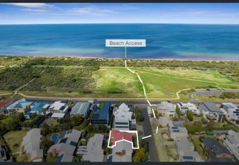 Sandy Bliss Walk To The Beach - Accommodation Burleigh 1