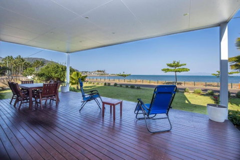 Sandy Decks - Accommodation Burleigh 1