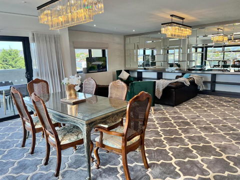 Sixty Six Boutique Apartments - Accommodation Burleigh 1