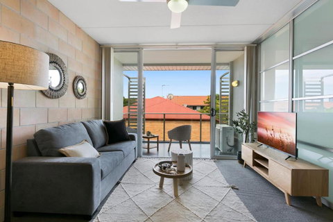 Sleek Apartment With Pool And Rooftop Terrace - Accommodation Burleigh 0