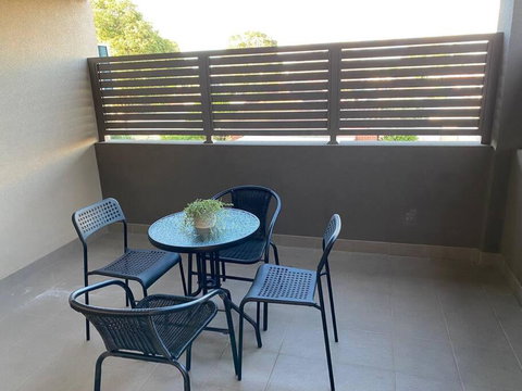 Smart Modern Close City/Airport WIFI/Park/Netflix - Accommodation Burleigh 2