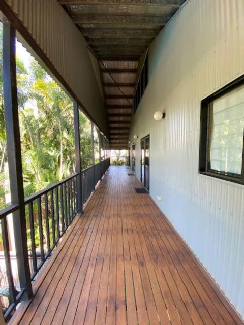 Sunset Oasis - Accommodation Burleigh 2