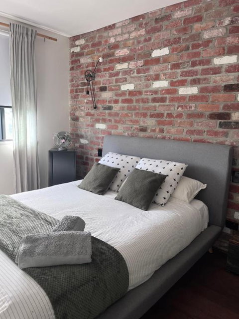 T H E L O F T - Stunning Private Apartment - Accommodation Burleigh 3