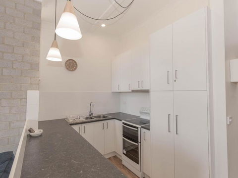 Tanderra 17 28 Park Road - Accommodation Burleigh 2