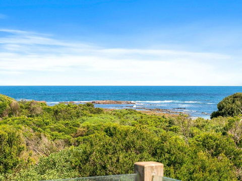 The Deck House - Accommodation Burleigh 3