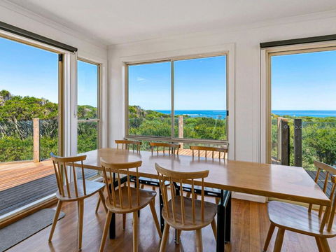 The Deck House - Accommodation Burleigh 0