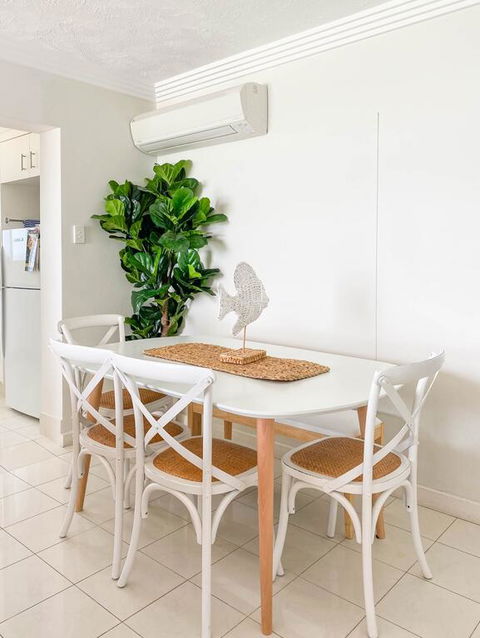 Beachside Tower Apartments - Accommodation Burleigh 3