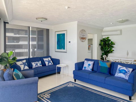 Beachside Tower Apartments - Accommodation Burleigh 2