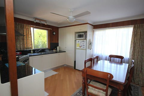 BEACHVIEW - 14 Second Ave , Bonny Hills - Accommodation Burleigh 1