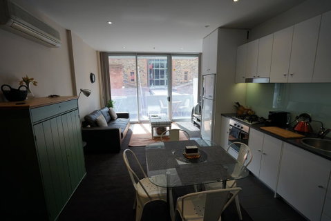 Bent St Apartments 2 - Accommodation Burleigh 2