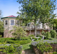 Berdea - Accommodation Burleigh