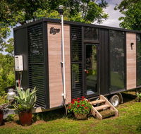 Big Tiny Paz Seven Hills Tiny House Tallarook - Accommodation Burleigh