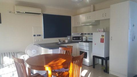 Bird N Branch - Accommodation Burleigh 2