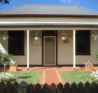 Bloomsbury Cottage - Accommodation Burleigh