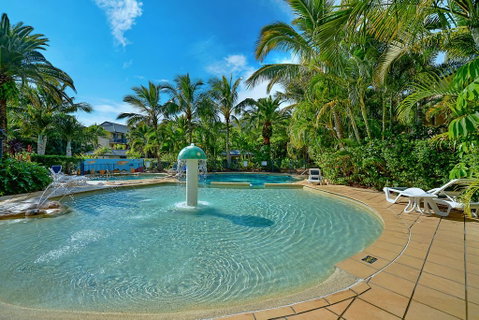 BlueSkyApts@Turtle Beach Resort Ground Floor Near Water Park & Pools - Accommodation Burleigh 2