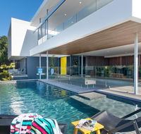 Bluey's Beach House - 5 Bedroom - Accommodation Burleigh