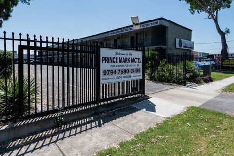 The Prince Mark Motel - Accommodation Burleigh 2