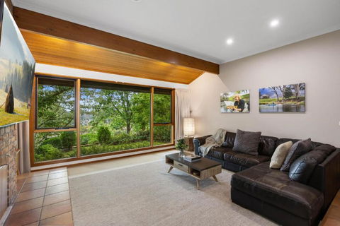 The Nook - Accommodation Burleigh 2