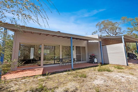 Amphion - Waterfront Retreat - Accommodation Burleigh 1