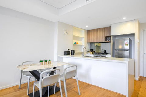 NorwestPendle Hill Modern 2Br Apt Near Coles - Accommodation Burleigh 2